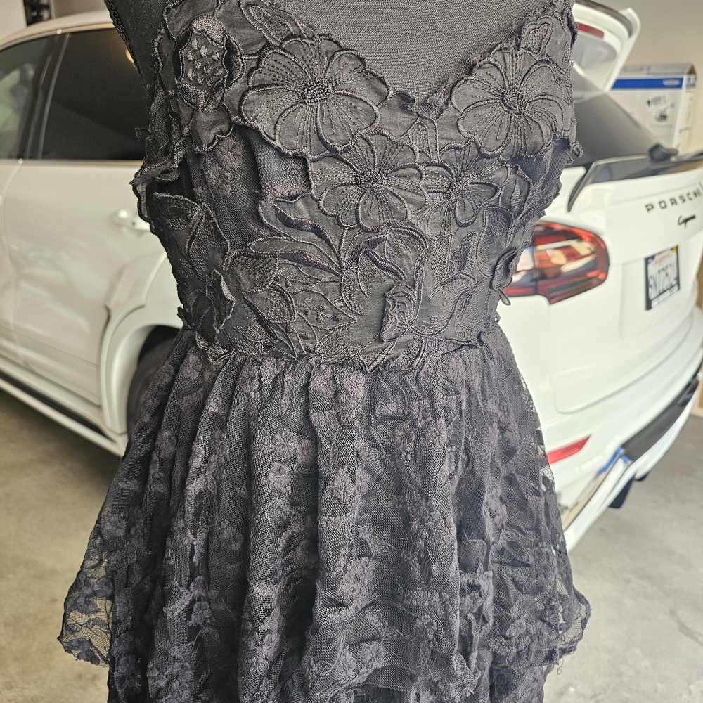RARE FREE PEOPLE LACE TIERED DRESS - Picture 3 of 8